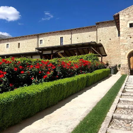 Hotel Monastero Fortezza Di Santo Spirito Fossa