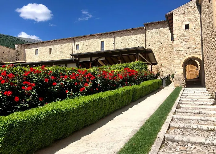 Отель Monastero Fortezza Di Santo Spirito Fossa