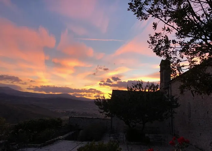 Monastero Fortezza Di Santo Spirito Отель Fossa