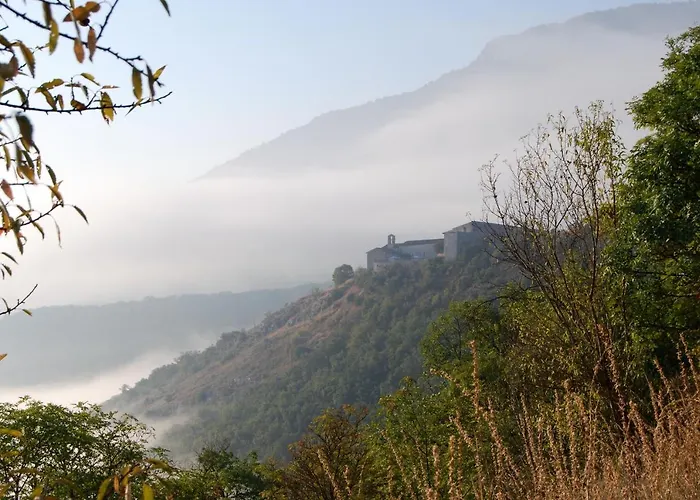 Monastero Fortezza Di Santo Spirito Отель Fossa