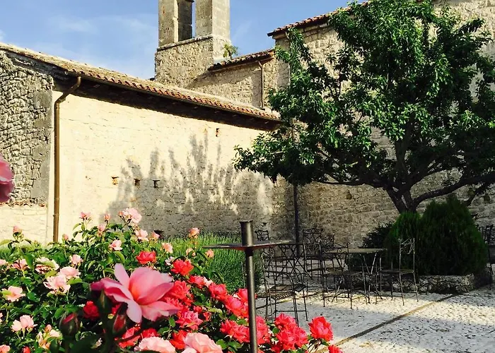 Monastero Fortezza Di Santo Spirito Fossa